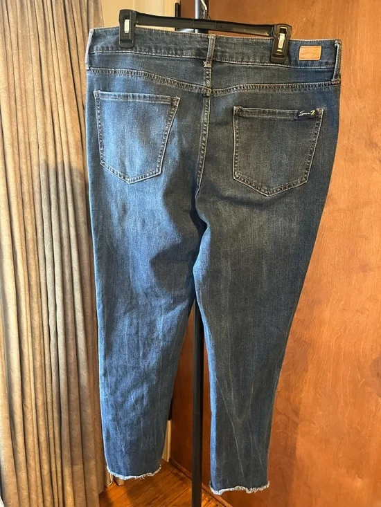 Seven7 Women's Skinny Jeans in Dark Blue Wash - Picture 2 of 3